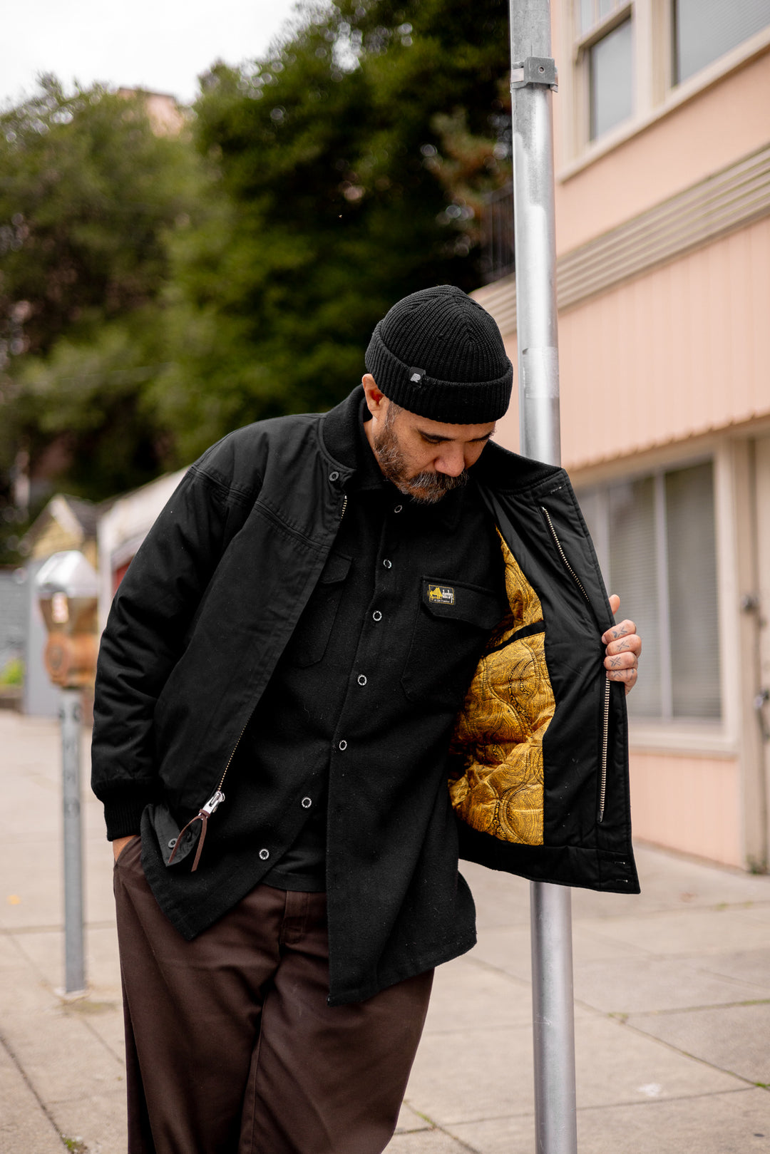 300 Classic Black &amp; Gold