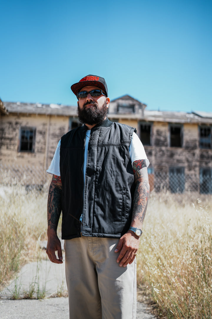 300 Black Vest